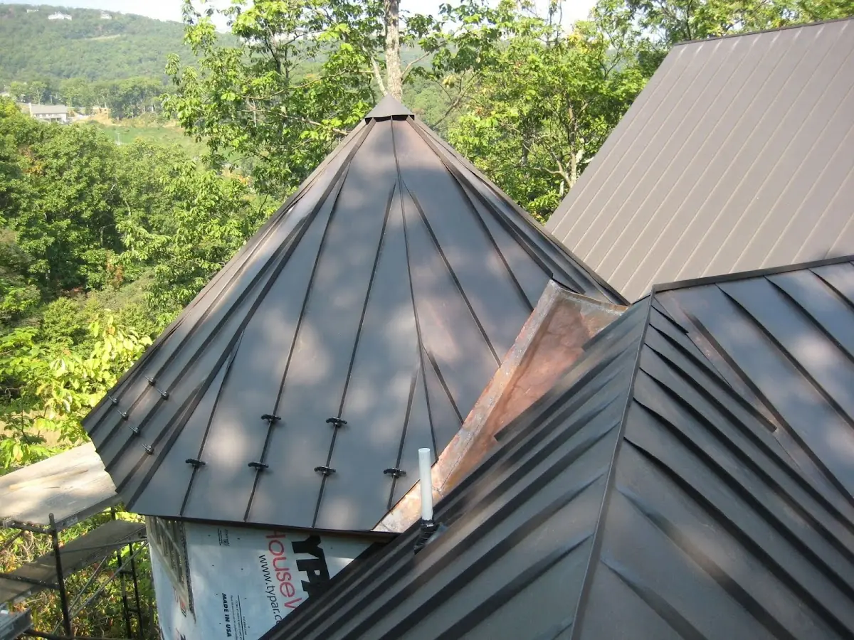 Professional Gutter Cleaning by Craftsman Roofing in Maywood